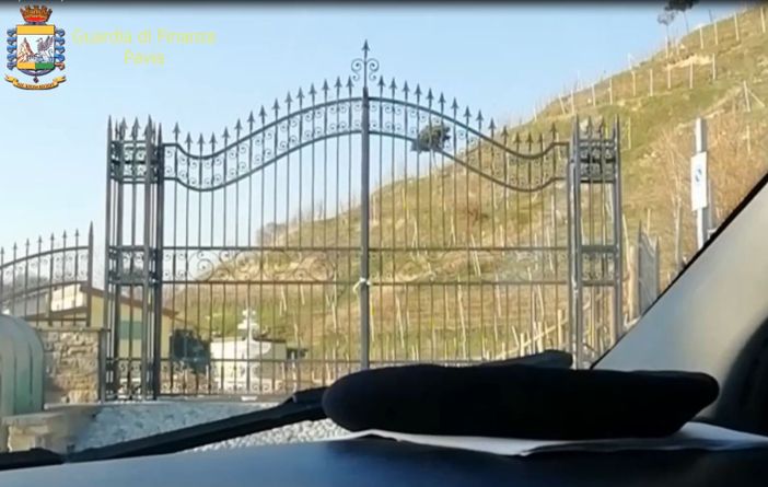 Blitz della Guardia di Finanza pavese: sequestrati immobili, lussuose ville e vigneti per un valore complessivo di circa tre milioni di euro