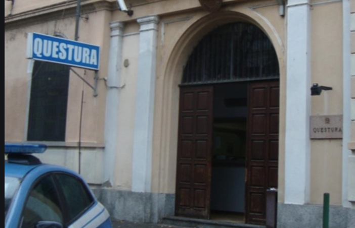 Truffa, sostituzione di persona e falso: 7 indagati per assicurazioni "farlocche" nel Vercellese Truffa, sostituzione di persona e falso: 7 indagati per assicurazioni "farlocche" nel Vercellese
