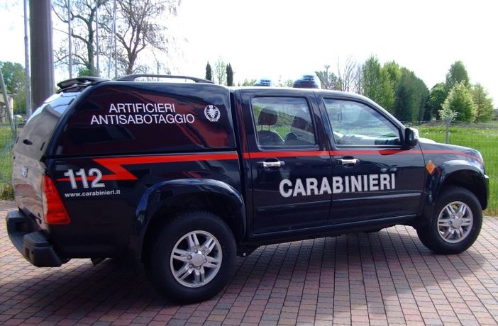 Pacco sospetto nel parco della Fossa di Abbiategrasso: attivato il protocollo d’emergenza Pacco sospetto nel parco della Fossa di Abbiategrasso: attivato il protocollo d’emergenza