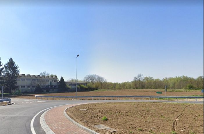 Dorno, l'inaugurazione della nuova rotatoria di intersezione tra la provinciale 206 e via Scaldasole diventa un caso politico