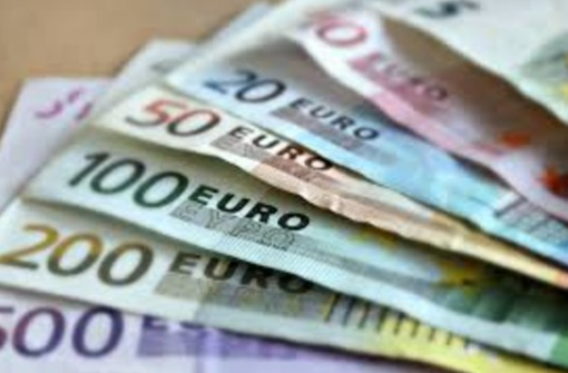 Luglio si apre con una raffica di aumenti