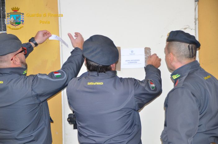 Vigevano: blitz della Guardia di Finanza, sequestrati immobili per oltre mezzo milione di euro Vigevano: blitz della Guardia di Finanza, sequestrati immobili per oltre mezzo milione di euro