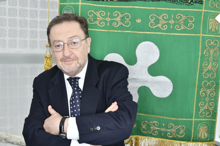 Riduzione dei treni, parla De Corato: «È per la pandemia, da Trenord massimo impegno per garantire fasce orarie di punta»