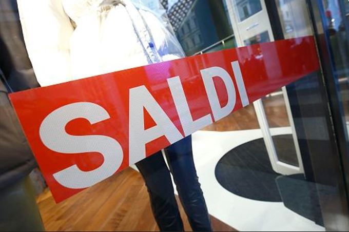 Saldi 2026, in Lombardia si parte il 3 gennaio