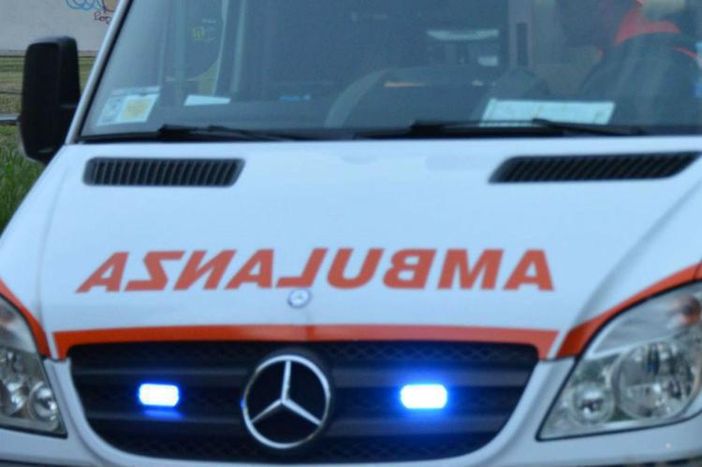 Dramma a Pavia, bimbo di 18 mesi cade dal balcone e muore Dramma a Pavia, bimbo di 18 mesi cade dal balcone e muore