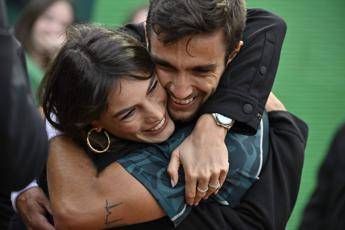 Musetti a Wimbledon con la famiglia. La fidanzata: &quot;Arriviamo papà&quot;