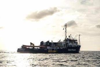 Migranti, Sea Watch: &quot;Avvistati cadaveri al largo delle coste libiche&quot;