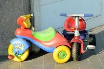 Arezzo, bimbo soffocato all'asilo nido: Procura indaga su negligenze nella sorveglianza