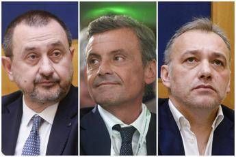 Il viaggio di Calenda, Richetti e Rosato nei mirino dei ladri: rubati zaino e trolley Il viaggio di Calenda, Richetti e Rosato nei mirino dei ladri: rubati zaino e trolley
