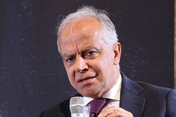 Piantedosi: "Presto comunicheremo sito per Centro rimpatrio a Bologna" Piantedosi: "Presto comunicheremo sito per Centro rimpatrio a Bologna"