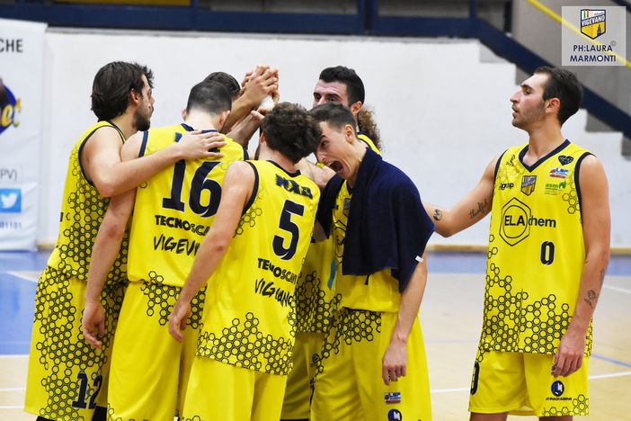 foto Laura Marmonti foto Laura Marmonti