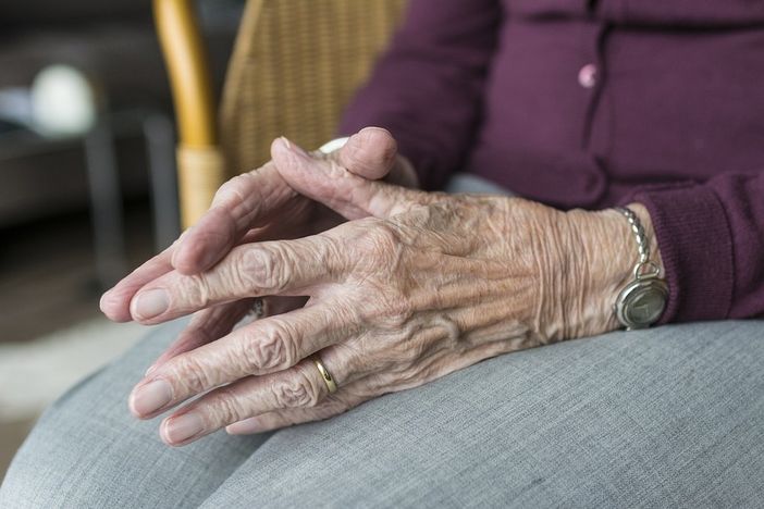 Migliora anziana 92enne aggredita dal figlio a Bereguardo Migliora anziana 92enne aggredita dal figlio a Bereguardo