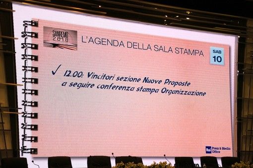 #Sanremo2018: l'agenda della sala stampa per l'ultimo giorno di Festival. Alle 12 parla Ultimo, vincitore delle 'nuove proposte'