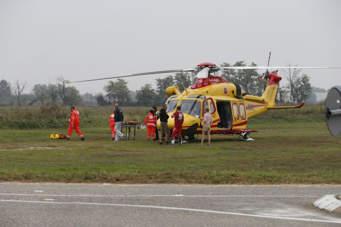 Ottobiano: cade sulla pista da motocross, 44enne trasportato con l'elicottero al San Matteo di Pavia