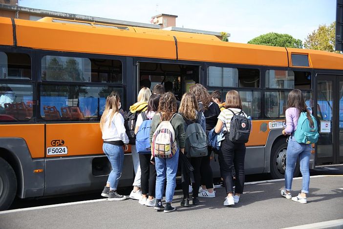 Dal 3 Giugno vaccini per tutti dai 12 anni in su Dal 3 Giugno vaccini per tutti dai 12 anni in su