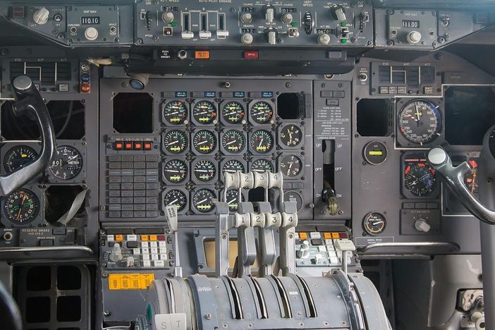Il pilota si sente male, l'aereo atterra grazie ad un passeggero senza alcuna esperienza di volo