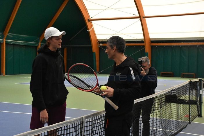 Festival di Sanremo 2024: a quattro anni dalla sfida a Fiorello, Sinner è pronto a salire sul palco dell'Ariston Festival di Sanremo 2024: a quattro anni dalla sfida a Fiorello, Sinner è pronto a salire sul palco dell'Ariston