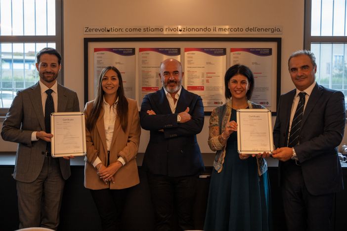 Merito, ambiente, persone, risparmio: ecco il poker d’assi targato “uBroker” Merito, ambiente, persone, risparmio: ecco il poker d’assi targato “uBroker”