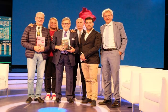 ‘Canale Italia’, ‘NotizieOggi Lineasera’: tema e ospiti del 1° Ottobre ‘Canale Italia’, ‘NotizieOggi Lineasera’: tema e ospiti del 1° Ottobre