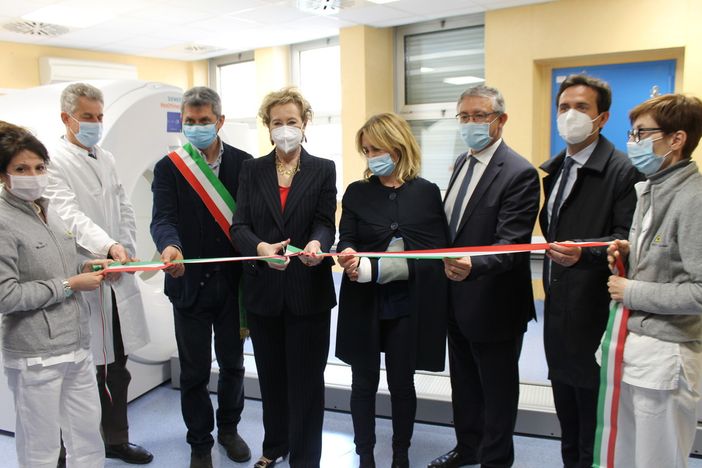 Policlinico San Matteo: inaugurati il nuovo acceleratore lineare e la nuova TAC-PET
