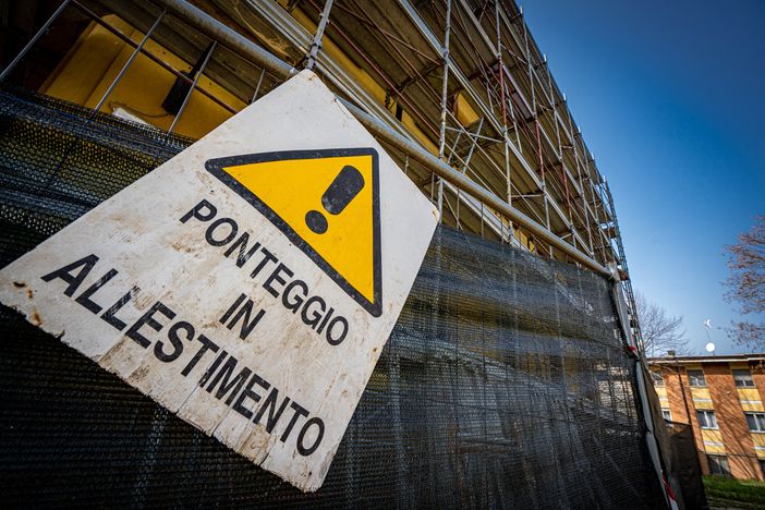 Broni: Villa Nuova Italia, iniziati i lavori di recupero dell’immobile