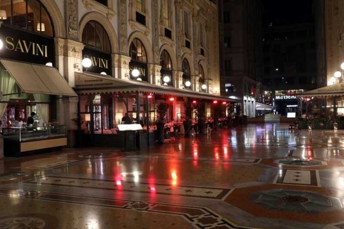 Pregliasco: ‘Coprifuoco può già essere spostato alle 24’