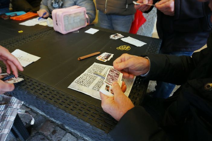 Mede: prosegue lo scambio di figurine del Palio dla Ciaramèla Mede: prosegue lo scambio di figurine del Palio dla Ciaramèla
