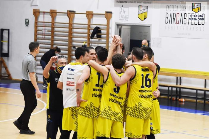 foto Laura Marmonti foto Laura Marmonti