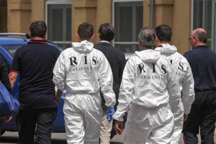 Omicidio di Senago, adesso arrivano anche i RIS Omicidio di Senago, adesso arrivano anche i RIS