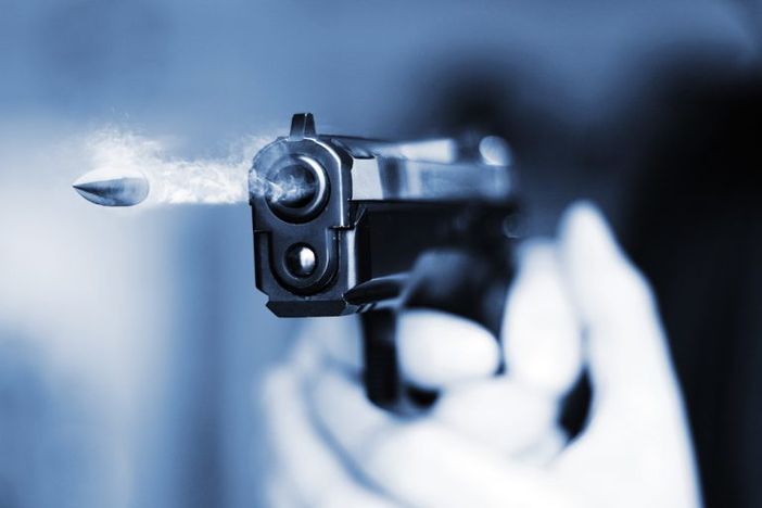 Abbiategrasso violenta: spari e colpi di mazza da baseball, agguato in via Vivaldi. Problema sicurezza in città Abbiategrasso violenta: spari e colpi di mazza da baseball, agguato in via Vivaldi. Problema sicurezza in città