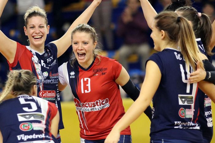 Volley B1 femminile: Re Marcello Florens Vigevano: sotto di due set, rimonta e sconfigge Alsenese Volley B1 femminile: Re Marcello Florens Vigevano: sotto di due set, rimonta e sconfigge Alsenese