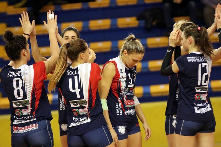 Volley B1 femminile: Re Marcello Florens Vigevano, con Costa Volpino non si passa