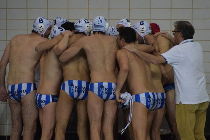 Pallanuoto serie B: Vigevano, la debacle di Chiavari avvicina i playout