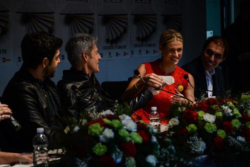 #Sanremo 2018: la commozione di Michelle Hunziker l’ultimo giorno di Festival #Sanremo 2018: la commozione di Michelle Hunziker l’ultimo giorno di Festival