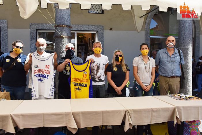 Vigevano: conclusa la seconda asta benefica di "Solidearietà", raccolti 2.300 euro Vigevano: conclusa la seconda asta benefica di "Solidearietà", raccolti 2.300 euro