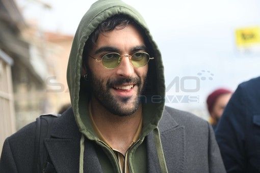 #Sanremo2019: a sorpresa anche Marco Mengoni tra i superospiti, fan in delirio fuori dall'Ariston