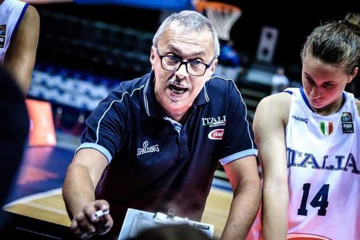 Basket, il magentino Roberto Riccardi campione d’Europa con la Nazionale femminile under 18