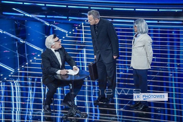 Calo di ascolti per la finale del Festival di Sanremo: la quinta serata perde spettatori e share rispetto al 2025