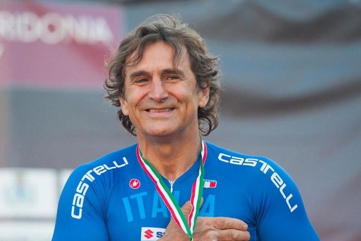Zanardi trasferito in terapia intensiva al San Raffaele di Milano Zanardi trasferito in terapia intensiva al San Raffaele di Milano