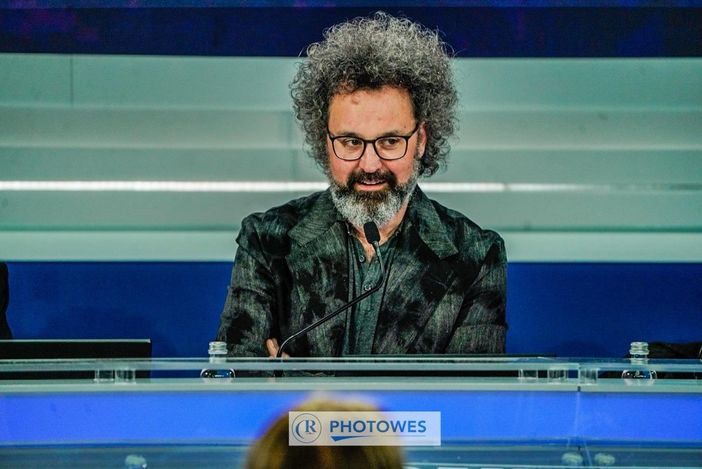 75° Festival, Cristicchi porta a Sanremo la sua lotta di Davide contro i Golia della musica: “La poesia non deve basarsi sui numeri” 75° Festival, Cristicchi porta a Sanremo la sua lotta di Davide contro i Golia della musica: “La poesia non deve basarsi sui numeri”