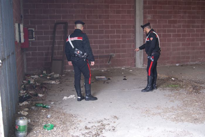 Rapinata e aggredita in pieno giorno: due arresti a Tortona