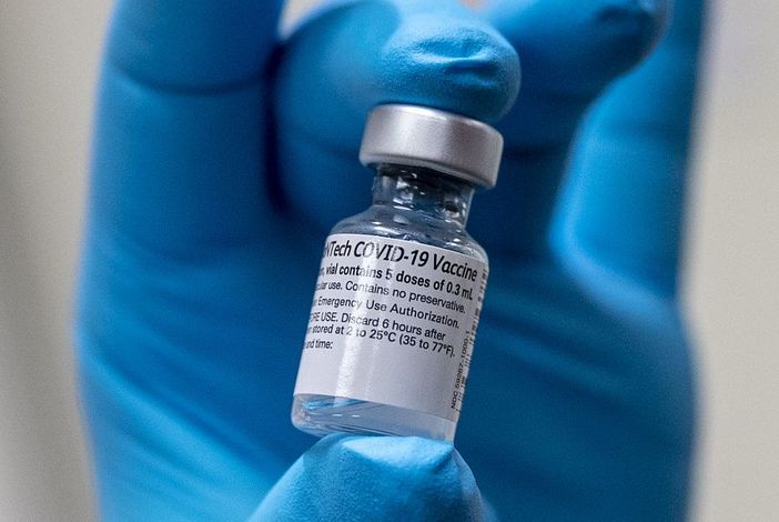 Pfizer ritarda ancora la consegna dei vaccini