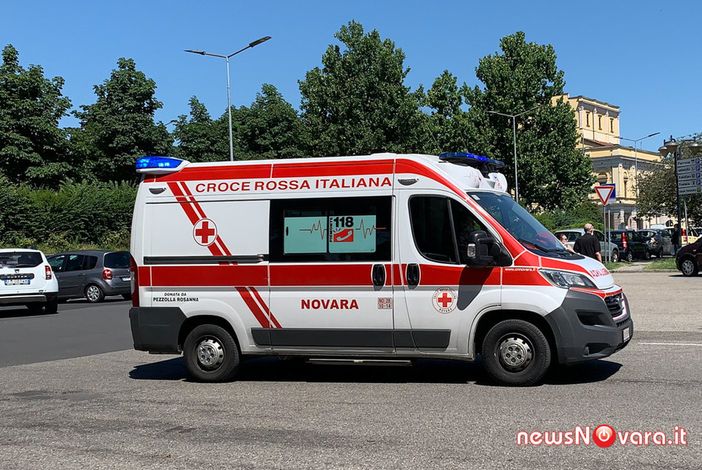 Incidente a Novara: uomo di 34 anni in condizioni gravi Incidente a Novara: uomo di 34 anni in condizioni gravi