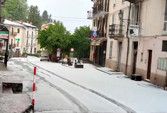Frabosa, comune in provincia di Cuneo, appare innevato Frabosa, comune in provincia di Cuneo, appare innevato