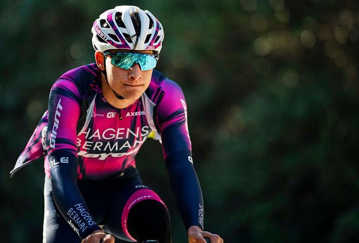 Tragedia nel ciclismo: morto il diciannovenne Samuele Privitera dopo la caduta di ieri al Giro della Valle d’Aosta Tragedia nel ciclismo: morto il diciannovenne Samuele Privitera dopo la caduta di ieri al Giro della Valle d’Aosta