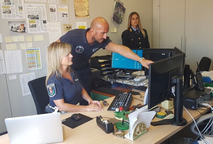 Vigevano: multa dallo scout speed poi insultano attraverso Facebook gli agenti, sanzionate due persone