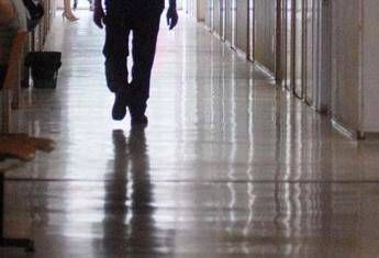 Focolaio di meningite a Napoli, l'ospedale smentisce i social: "E' falso"