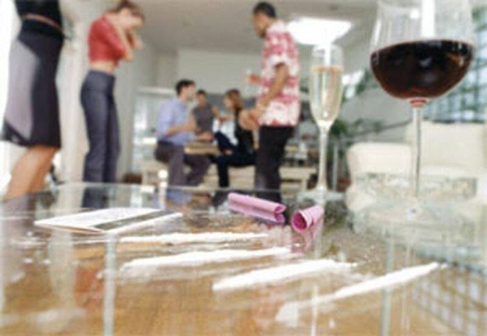 Droga party ad Abbiategrasso: finisce in carcere per violazione del divieto di dimora anche il secondo componente della banda