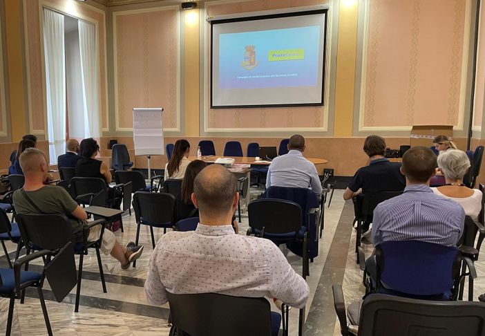 Poste Italiane: anche i dipendenti della provincia di Pavia all’iniziativa “Guida sicura” in collaborazione con la Polizia di Stato