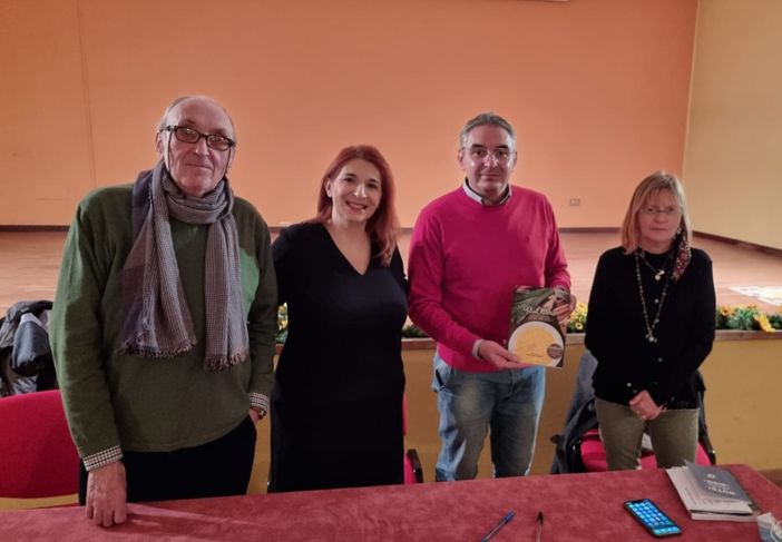 Sartirana, il racconto del Risotto conquista la sala "Pina Rota Fo". Sartirana, il racconto del Risotto conquista la sala "Pina Rota Fo".